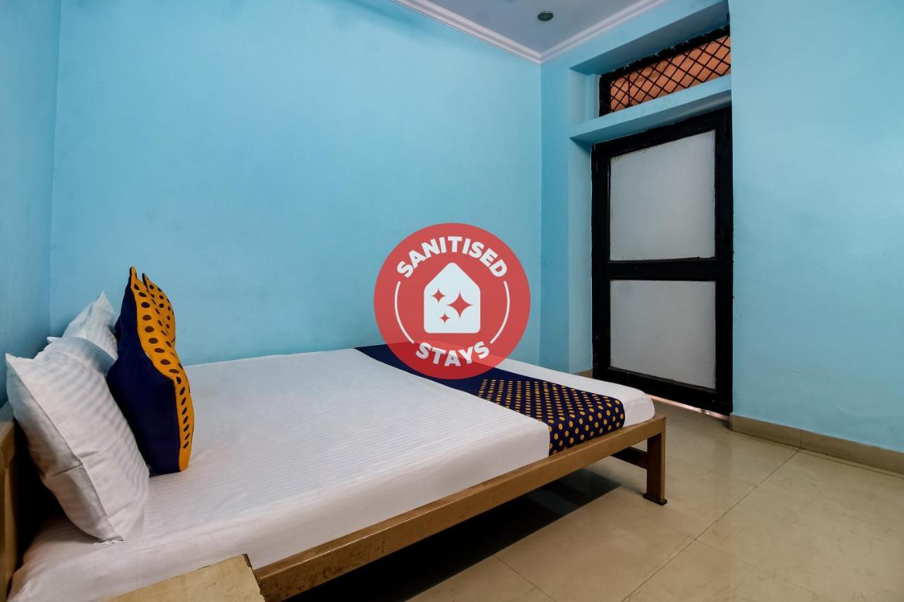 Spot On 40972 Hotel Gurubaksh Rāmpur Zewnętrze zdjęcie