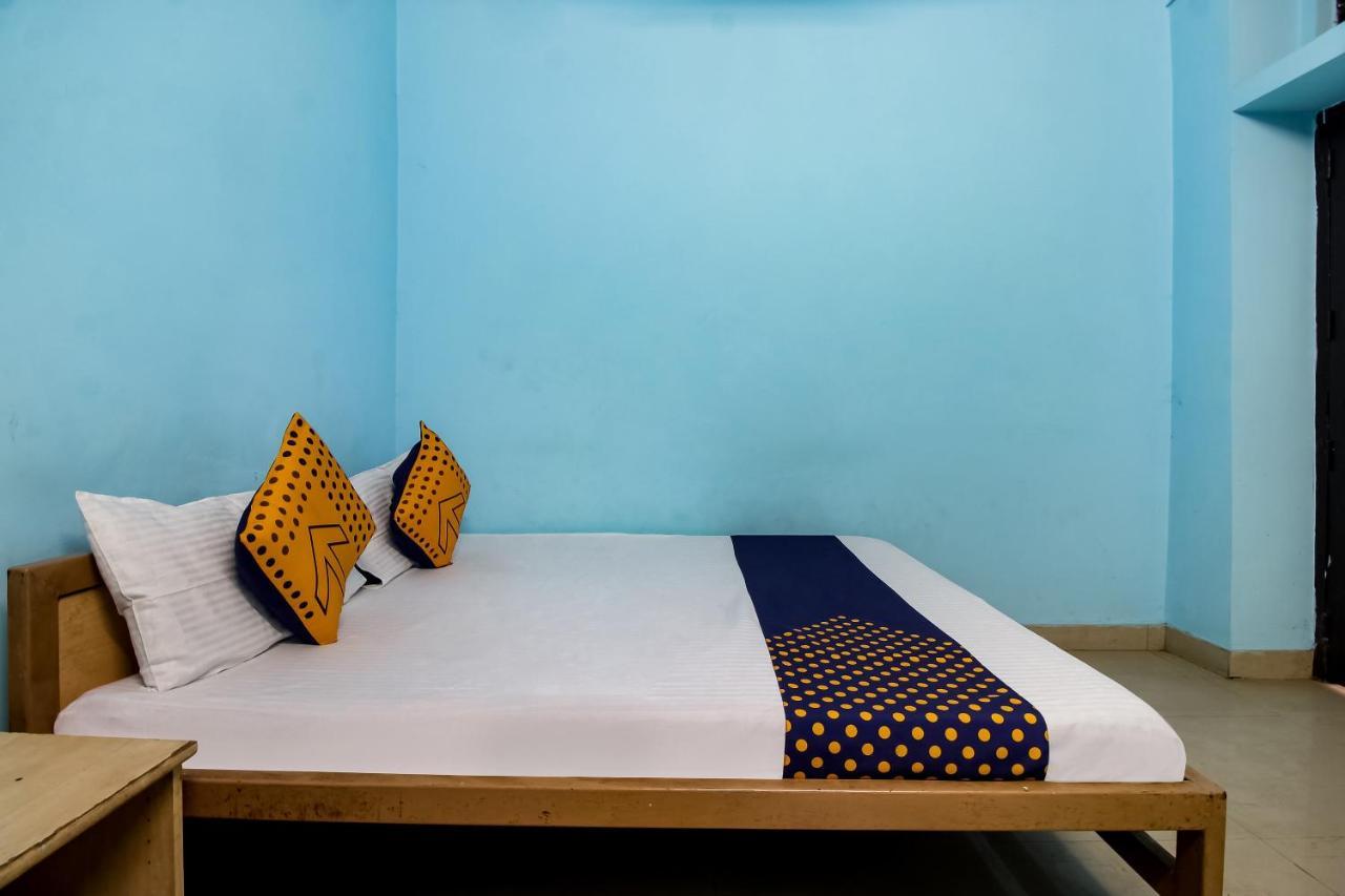 Spot On 40972 Hotel Gurubaksh Rāmpur Zewnętrze zdjęcie